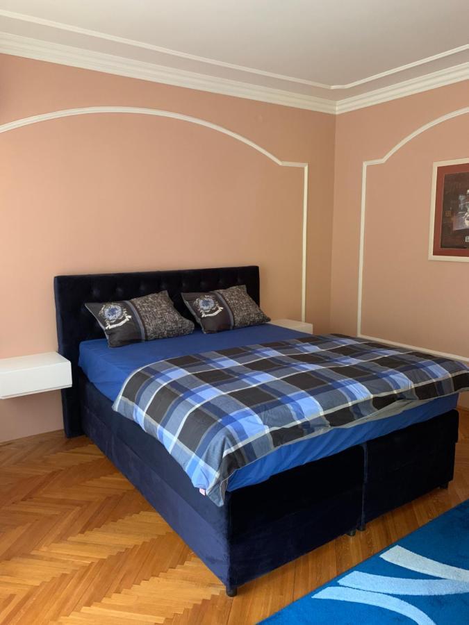 Relax And Pool Apartments Novi Sad Eksteriør billede