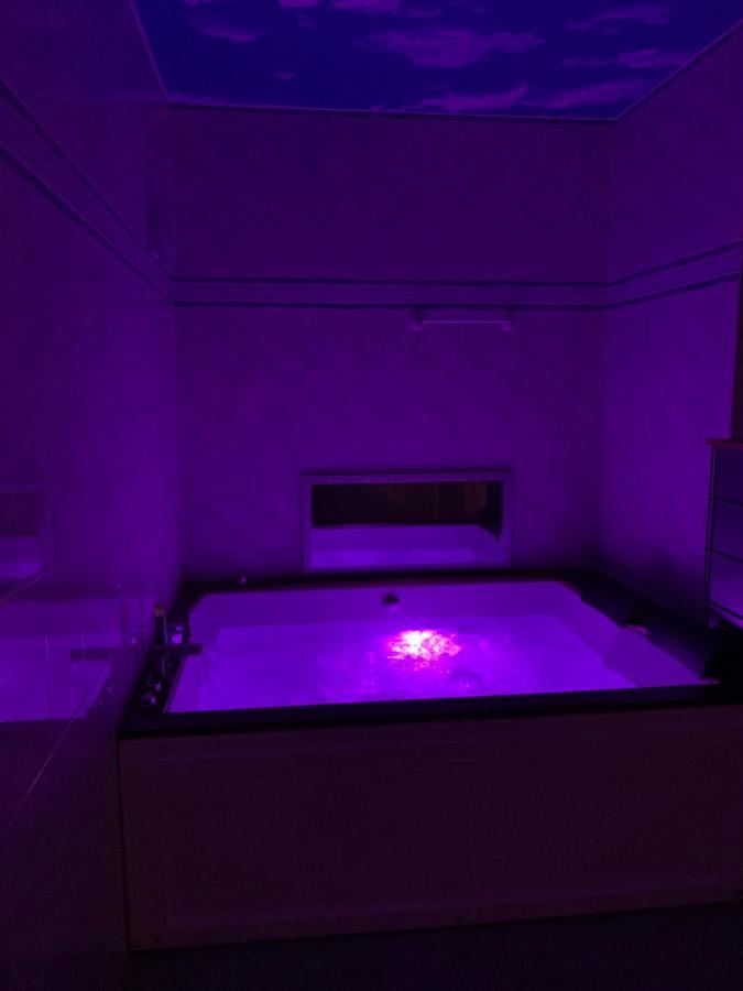 Relax And Pool Apartments Novi Sad Eksteriør billede