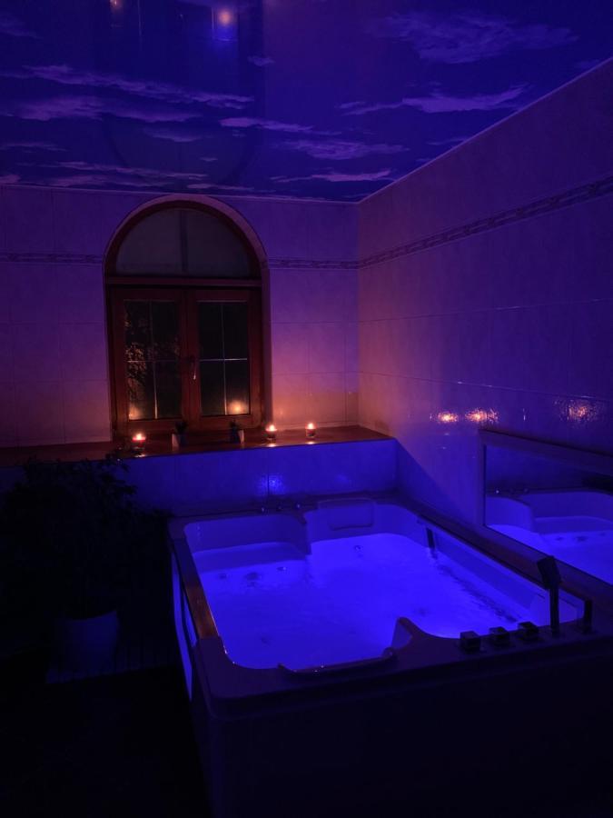 Relax And Pool Apartments Novi Sad Eksteriør billede