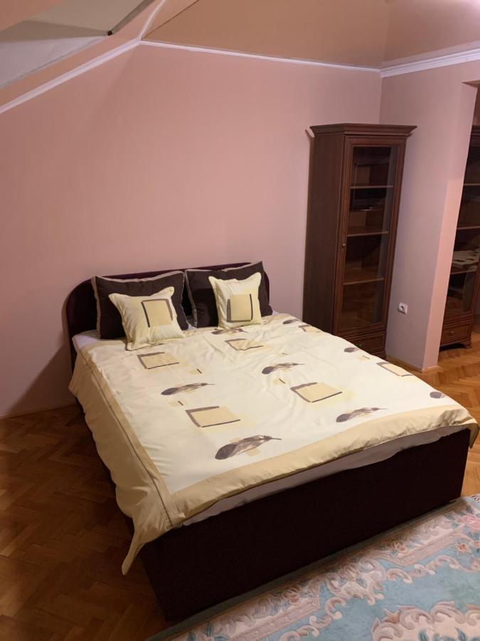 Relax And Pool Apartments Novi Sad Eksteriør billede